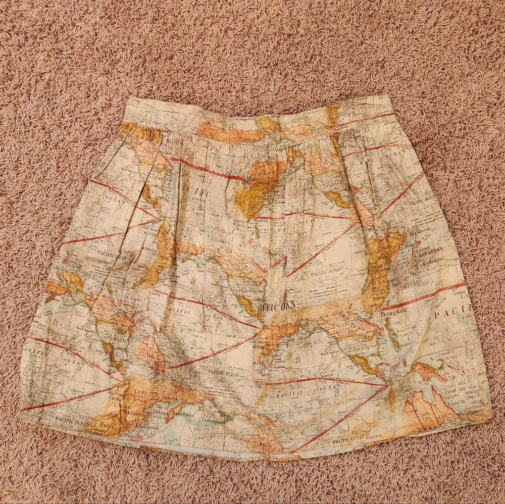 NWOT Mod Cloth 2XL Map skirt